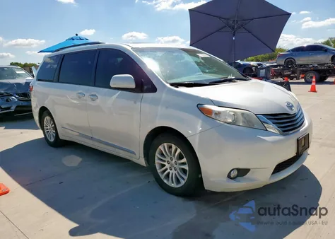 2017 Toyota Sienna Xle from USA, damaged, VIN 5TDYZ3DC4HS869434